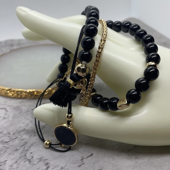 Boho Chic Black Marble Beaded Layering Bracelet Set - Picture 5 of 13